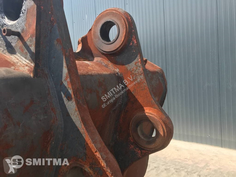 Aanbouwstukken voor bouwmachines Caterpillar...