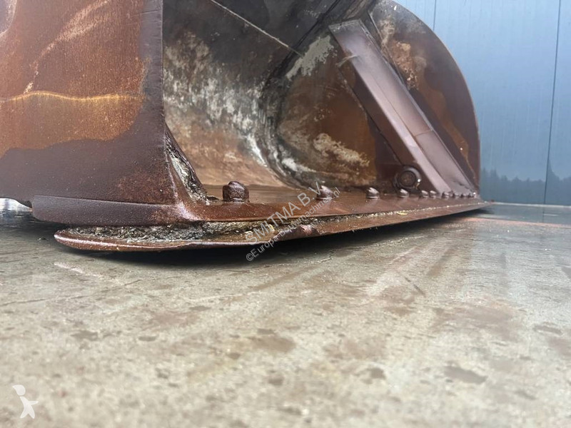 Aanbouwstukken voor bouwmachines Caterpillar...
