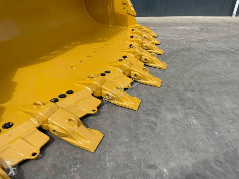 Vybavenie stavebného stroja Caterpillar 988K