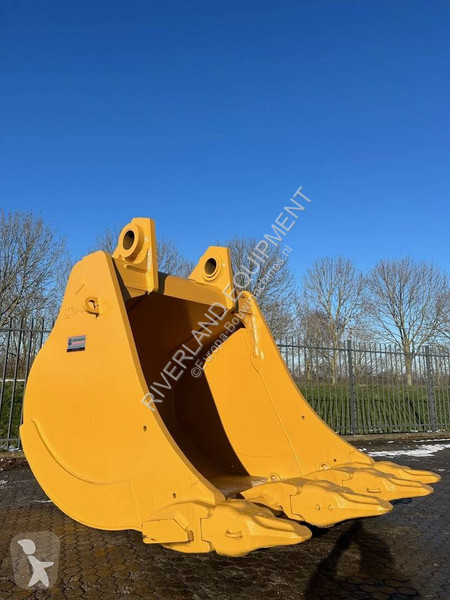 Equipamientos maquinaria OP Caterpillar 6015...