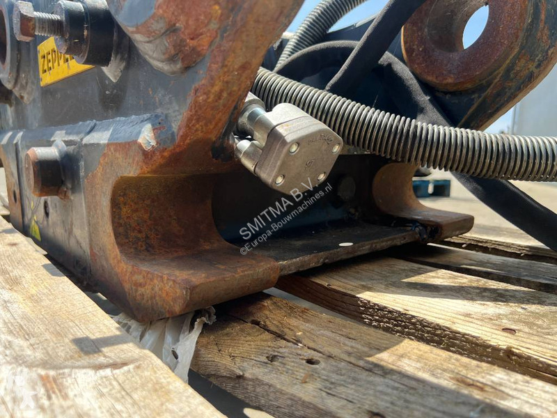 Aanbouwstukken voor bouwmachines Oilquick OQ65...