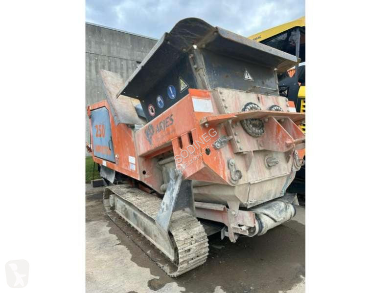 Equipamientos maquinaria OP Arjes IMPAKTOR 250