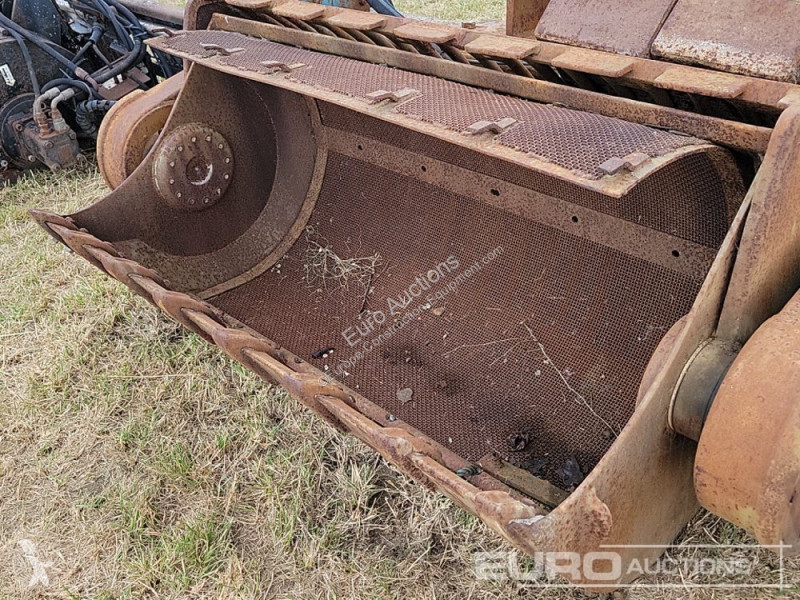 Echipamente pentru construcţii  HEX 850