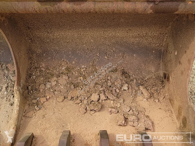 Echipamente pentru construcţii Caterpillar