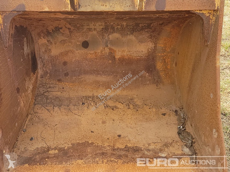Echipamente pentru construcţii Caterpillar