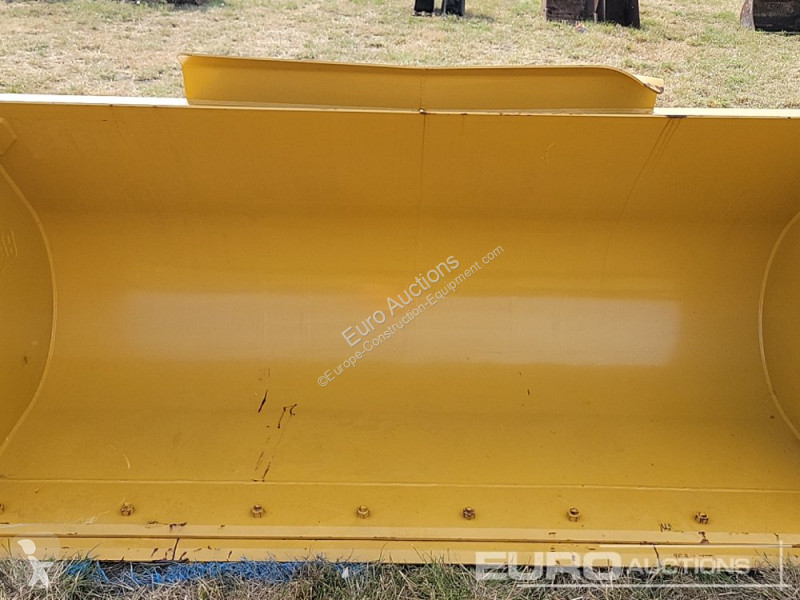 Echipamente pentru construcţii Caterpillar