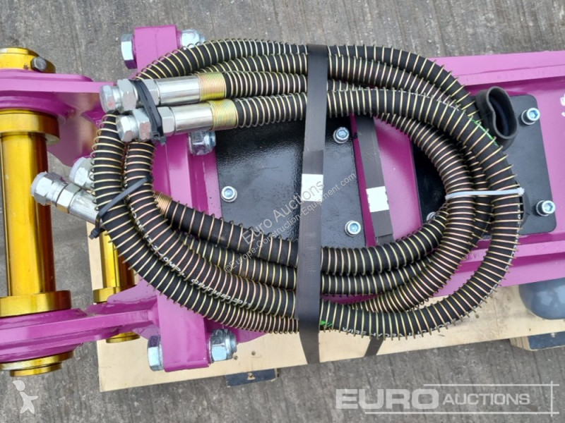 Aanbouwstukken voor bouwmachines  AM68