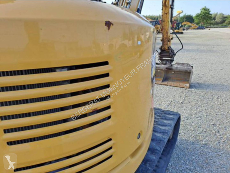 Vybavenie stavebného stroja Caterpillar 305E2