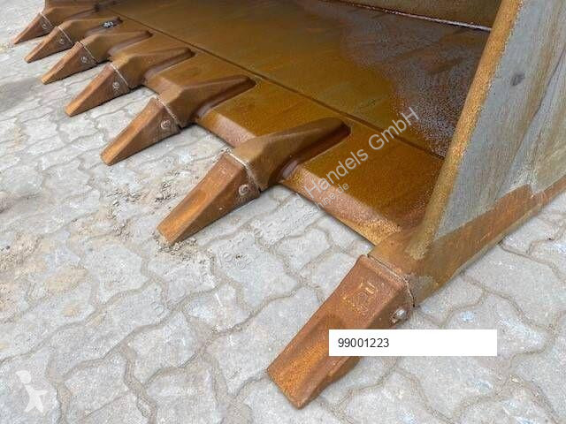 Vybavenie stavebného stroja  (1223) 3.8 cbm...