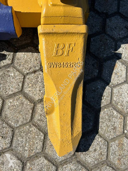 Vybavenie stavebného stroja  BKT 345-78 Heavy...