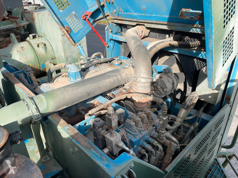 تفتيت، إعادة التدوير Terex Pegson AX 877 / 7.913h