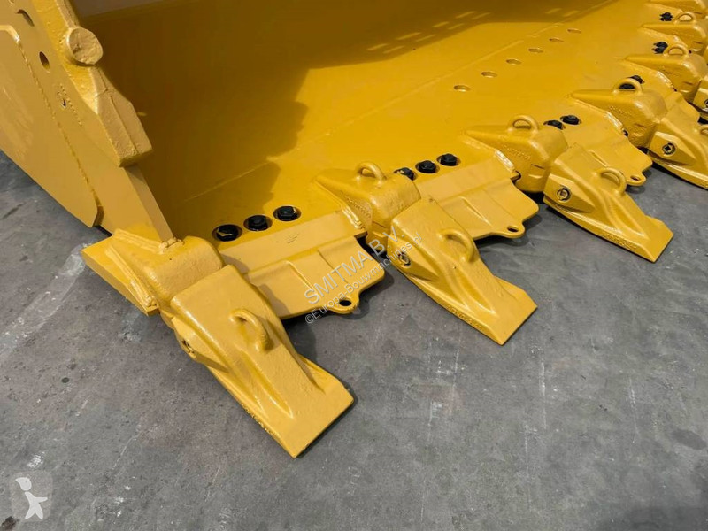 Vybavenie stavebného stroja Caterpillar 988K