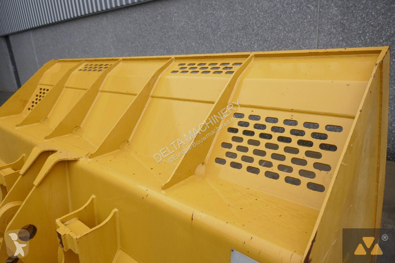 Aanbouwstukken voor bouwmachines Caterpillar...