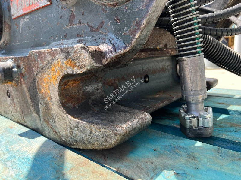 تجهيزات الأشغال العمومية Oilquick OQ70/55 - 323E
