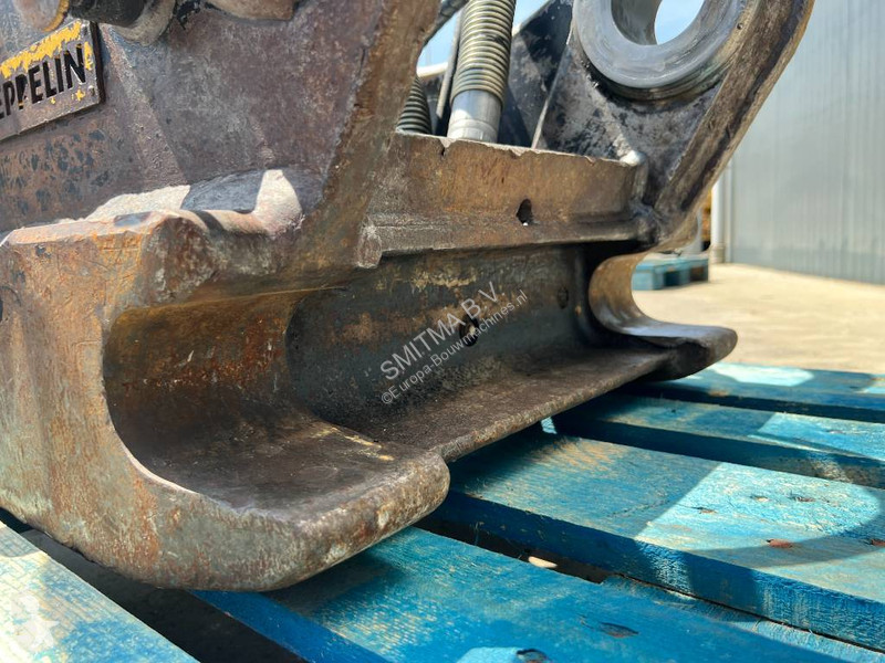 Aanbouwstukken voor bouwmachines Oilquick...
