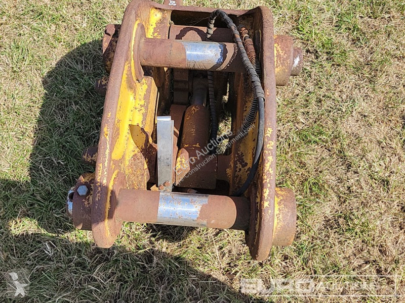 Echipamente pentru construcţii Caterpillar
