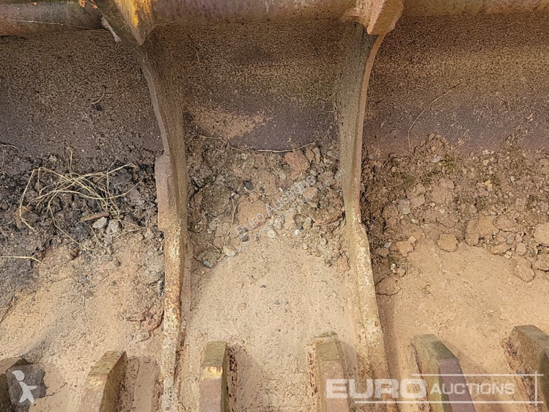 Echipamente pentru construcţii Caterpillar