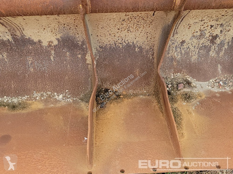 Echipamente pentru construcţii Caterpillar