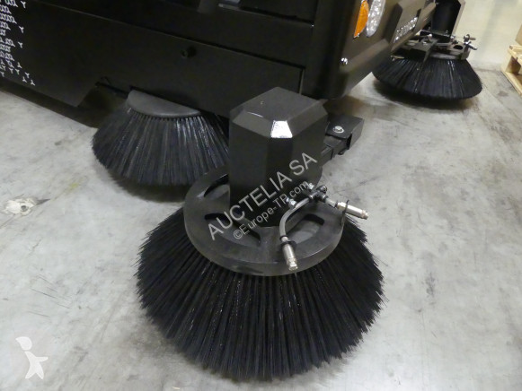 Echipamente pentru construcţii Daewoo Sweeper...