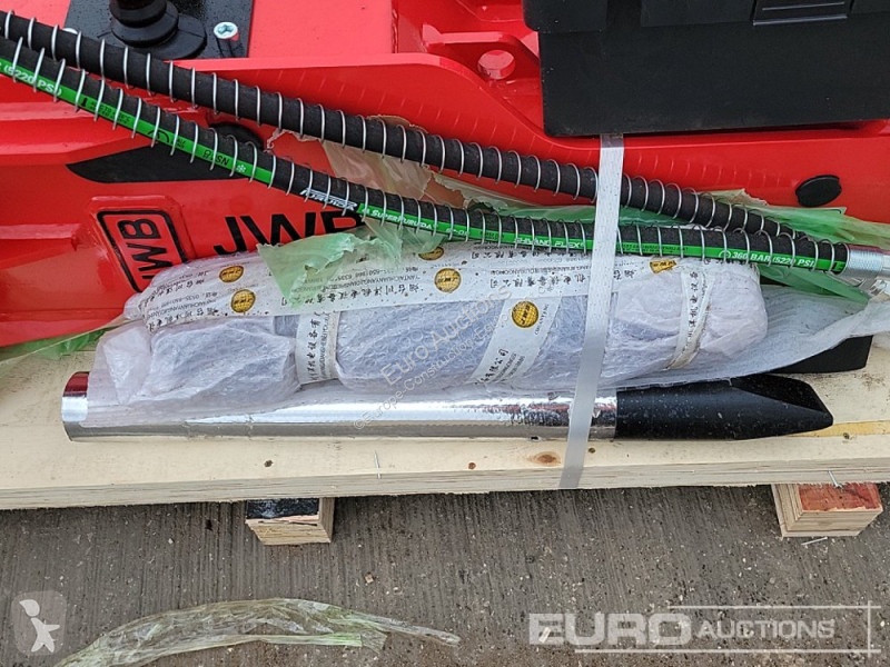 Echipamente pentru construcţii  JWB680
