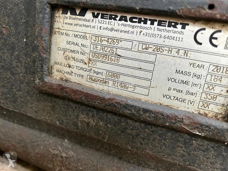 Vybavenie stavebného stroja  TR150