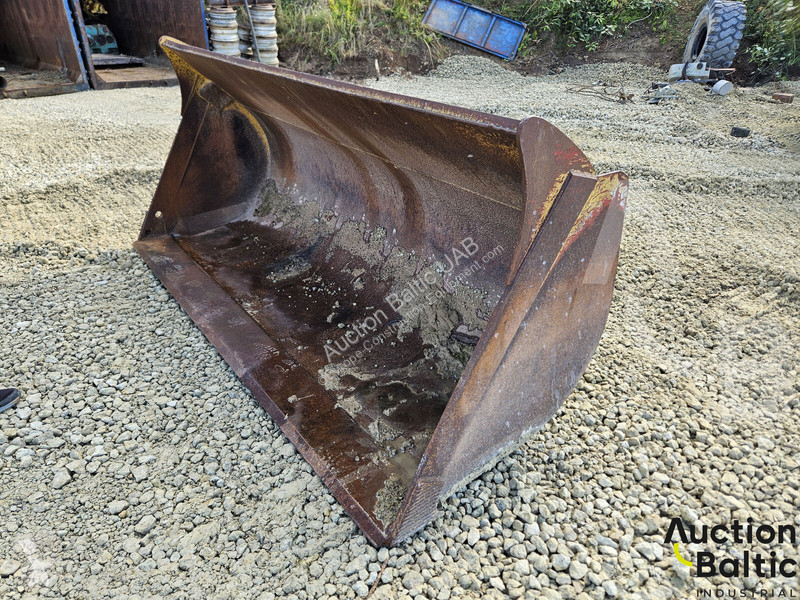Équipements TP  bucket