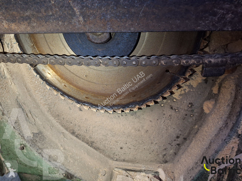 Vybavenie stavebného stroja  ends trimming machine
