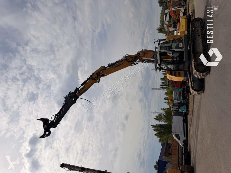 Vybavenie stavebného stroja Liebherr  LS18...