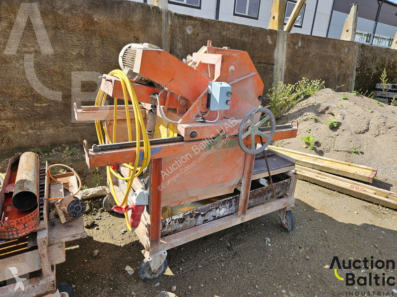 Bygg-anläggningsutrustningar  units concrete...