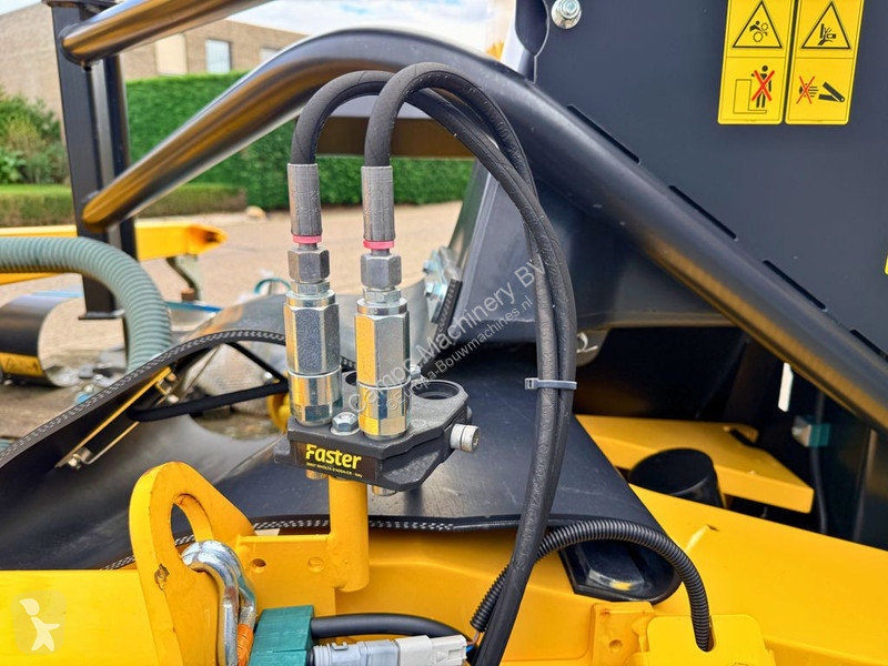 Aanbouwstukken voor bouwmachines New Holland...