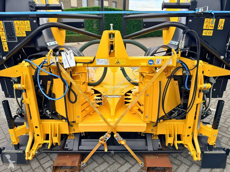 Aanbouwstukken voor bouwmachines New Holland...