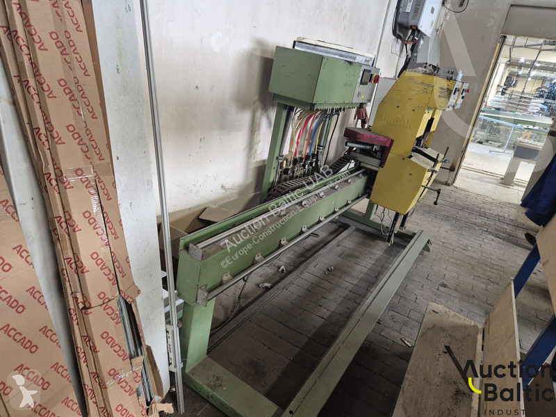 Aanbouwstukken voor bouwmachines  AKS 1200