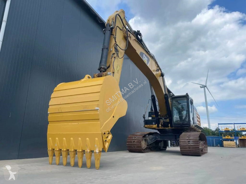 Aanbouwstukken voor bouwmachines Caterpillar...