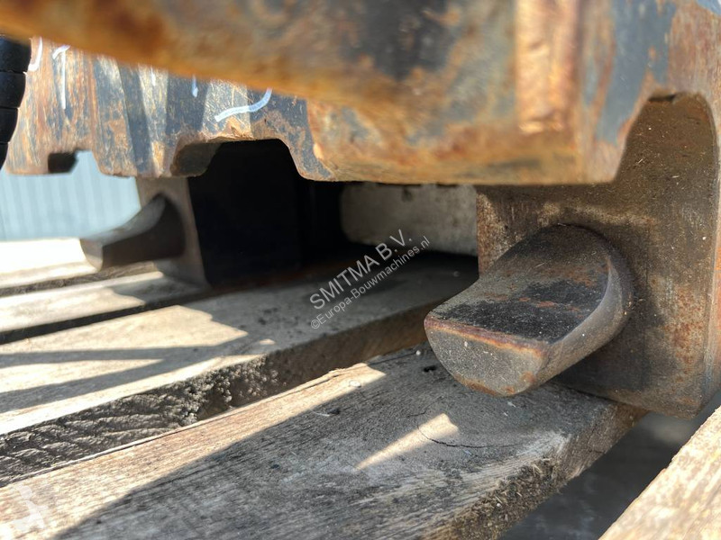 Aanbouwstukken voor bouwmachines Oilquick OQ65...