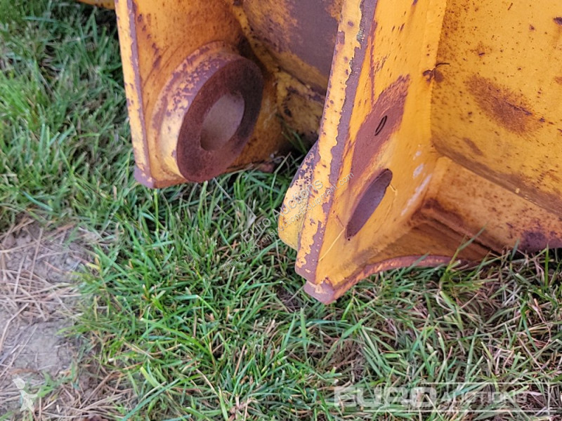Echipamente pentru construcţii Caterpillar