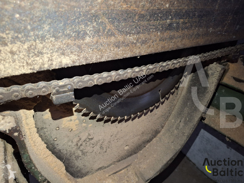 Vybavenie stavebného stroja  ends trimming machine