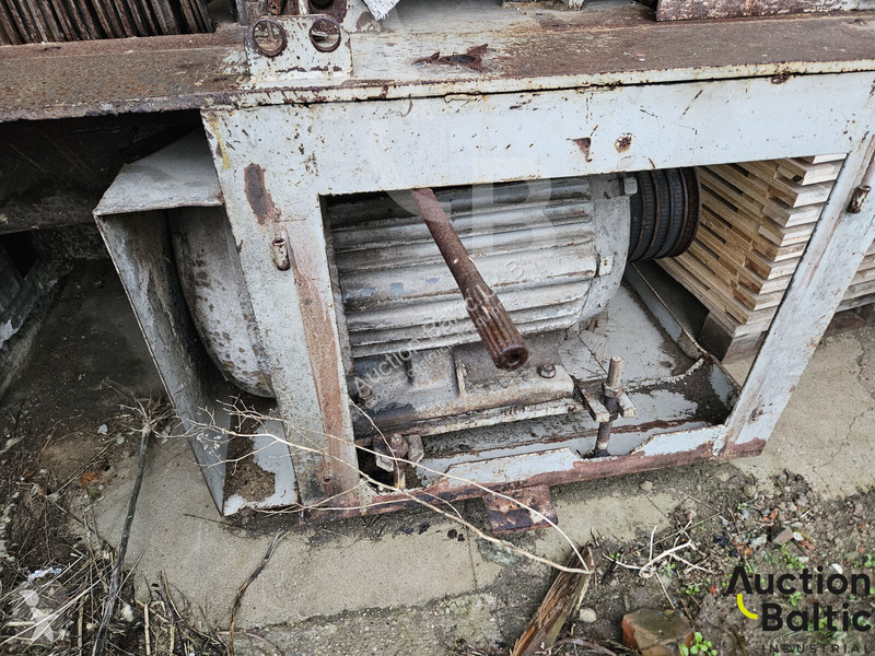 Vybavenie stavebného stroja  machine