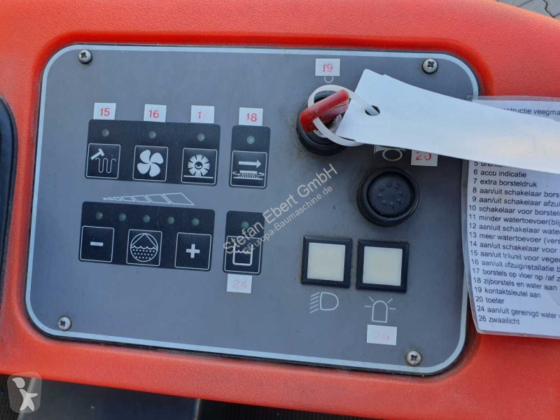 معدات التنظيف Hako Hakomatic B 1100 / nur 704h!...