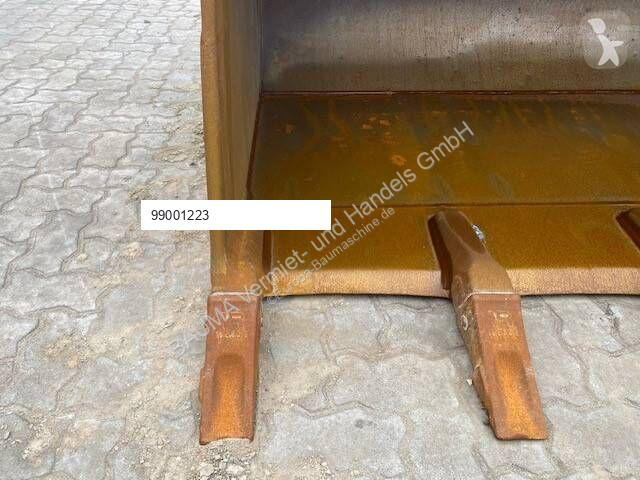 Vybavenie stavebného stroja  (1223) 3.8 cbm...