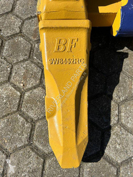 Vybavenie stavebného stroja  BKT 336-66 Heavy...