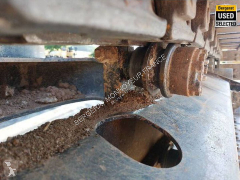 Vybavenie stavebného stroja Caterpillar 310