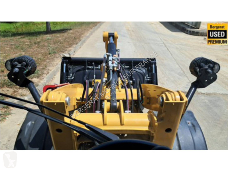 Строително оборудване Caterpillar