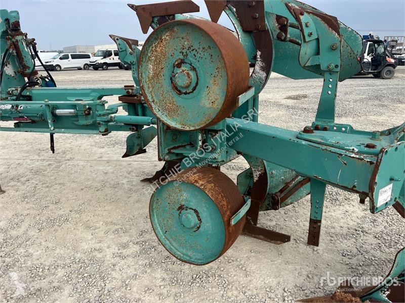 Équipements TP Nardi 3 Bottom Breaking Plow