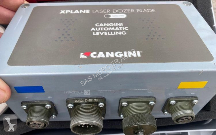 Équipements TP Cangini lame bulldozer niveleuse...