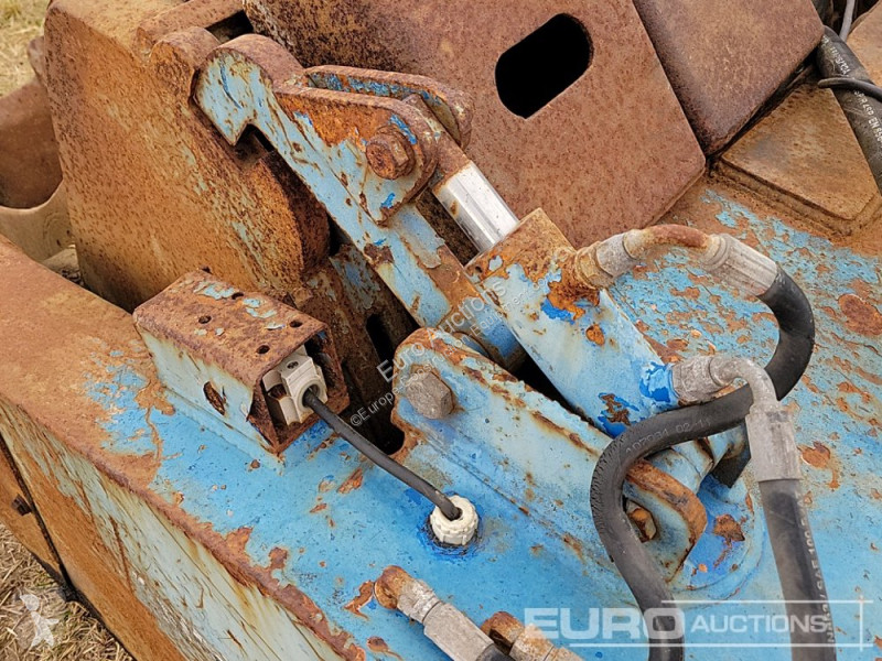 Echipamente pentru construcţii  HEX 850