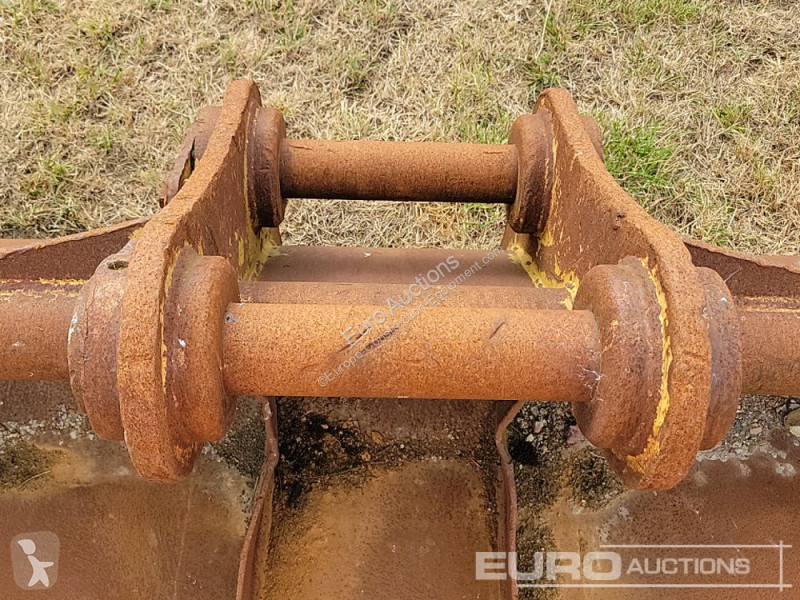 Echipamente pentru construcţii Caterpillar