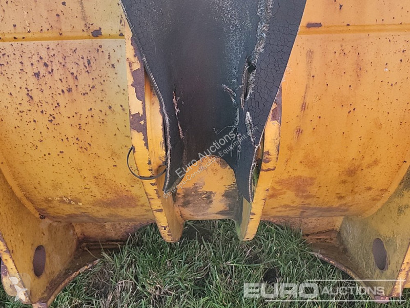Echipamente pentru construcţii Caterpillar