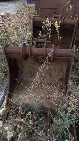 Aanbouwstukken voor bouwmachines   Available
