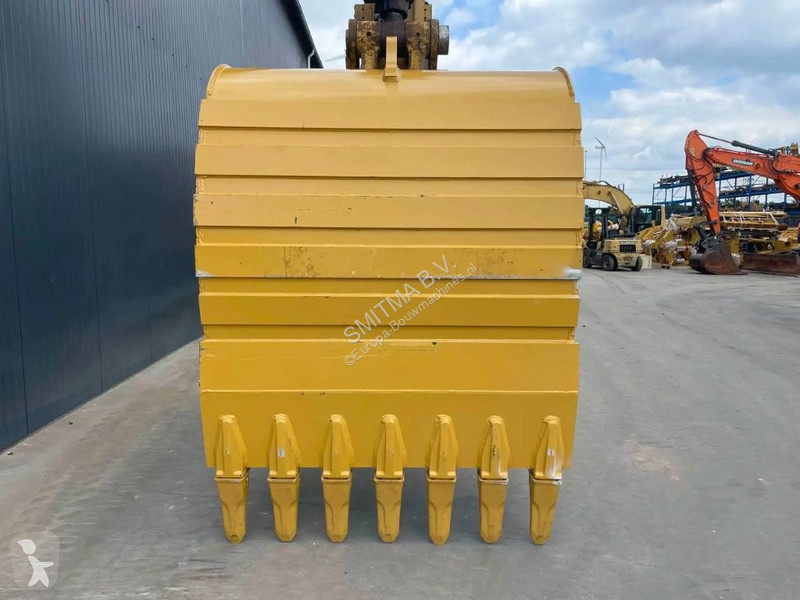 Aanbouwstukken voor bouwmachines Caterpillar...
