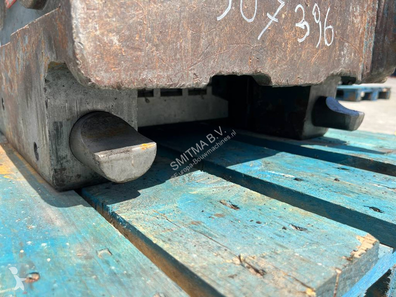تجهيزات الأشغال العمومية Oilquick OQ70/55 - 323E